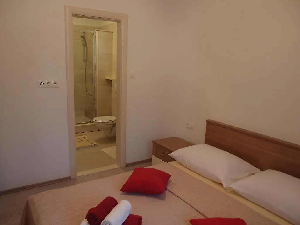 Apartments Kadulja Trogir